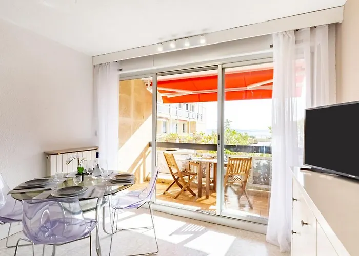 Appartement Le Grand Large-4 By Interhome Sainte-Maxime