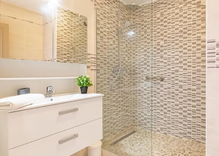 Le Grand Large-4 By Interhome Appartement